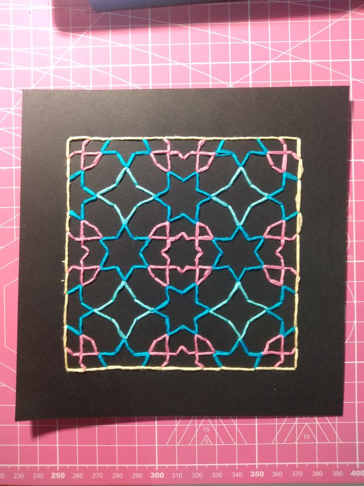 Dibujo geométrico (mandala)